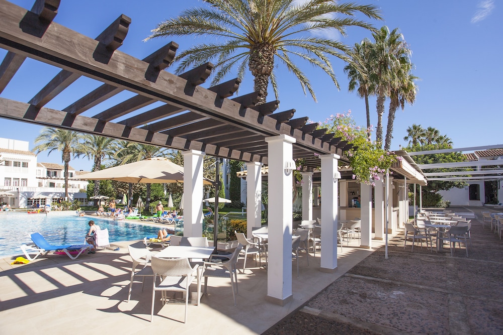 Grupotel Club Menorca 66/70
