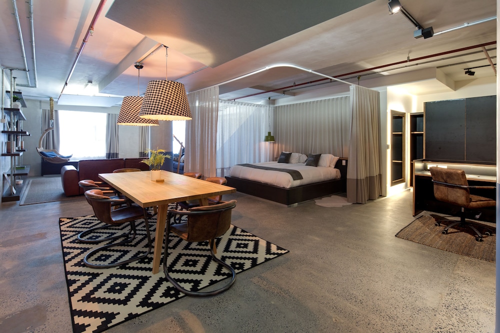 Zara Tower Serviced Apartments 48/78