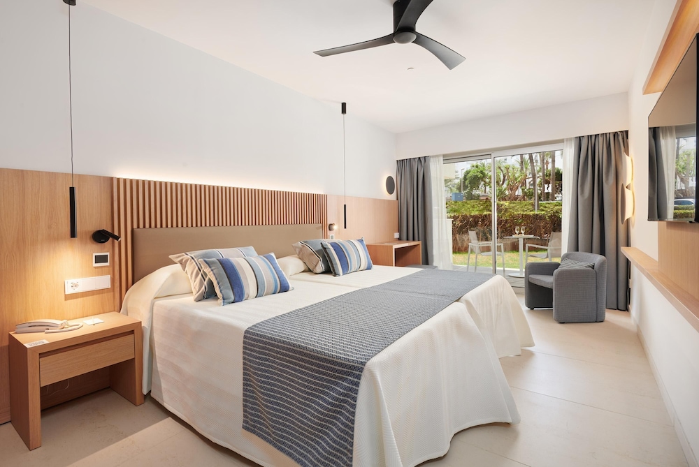 Hipotels Mediterraneo Hotel - Adults Only 24/94