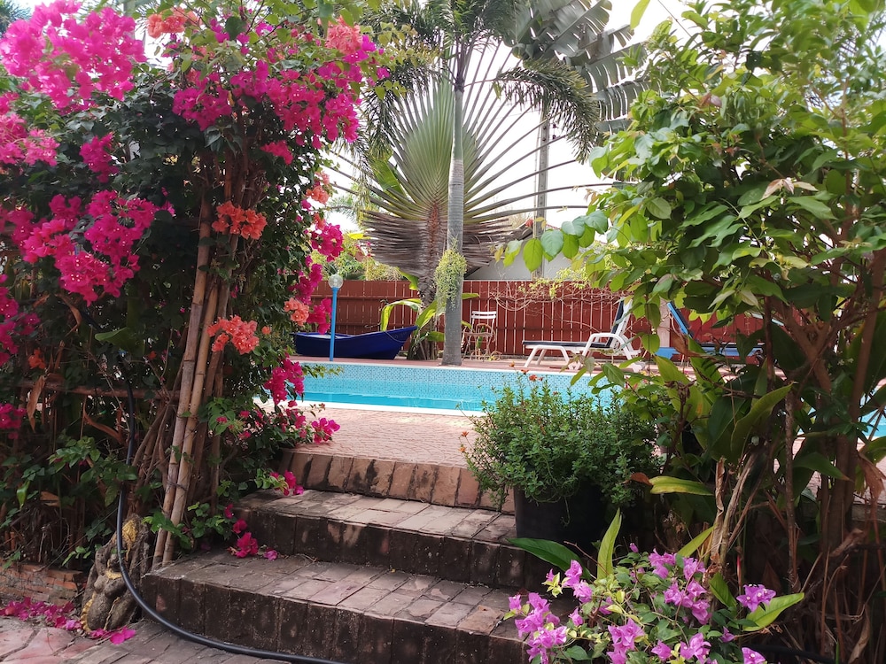 Penny's Home Stay Resort 45/50