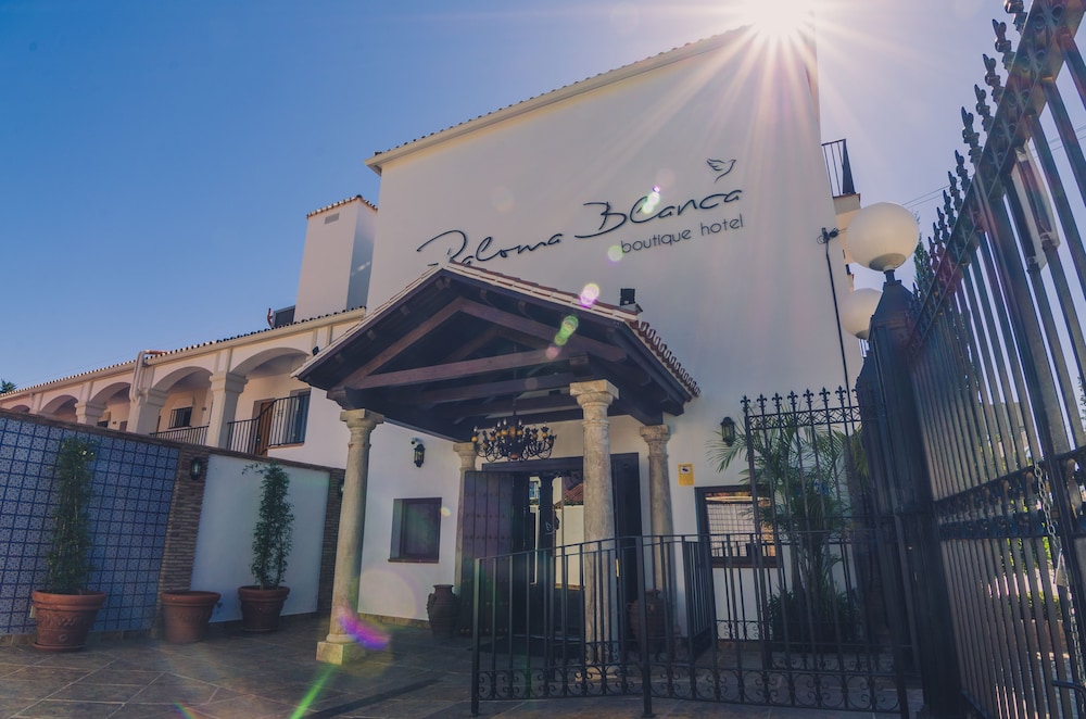 Paloma Blanca Boutique Hotel 1/50