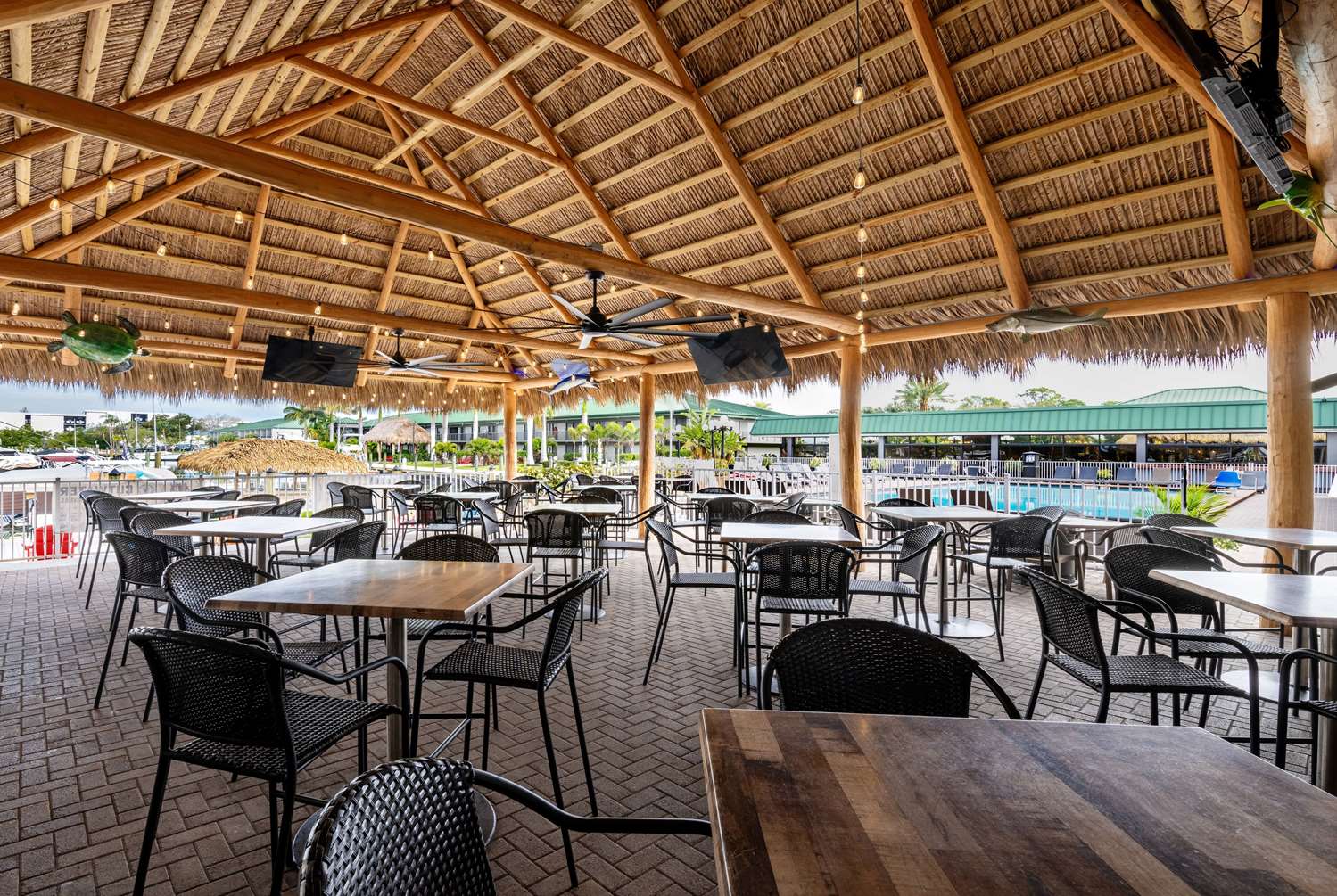 Ramada by Wyndham Sarasota Waterfront 46/71