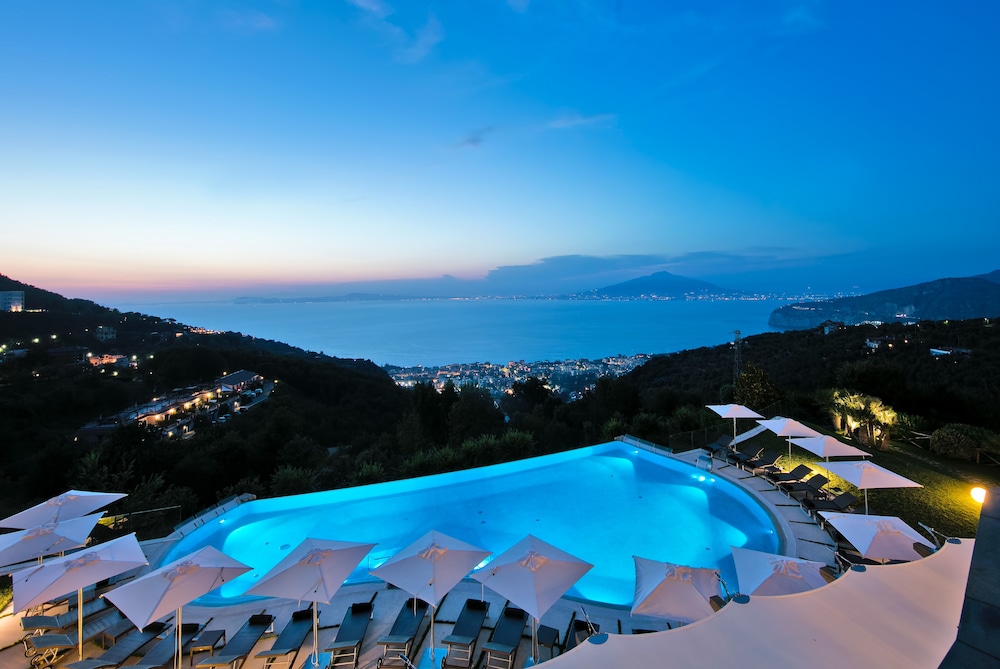 Grand Hotel Due Golfi 9/45