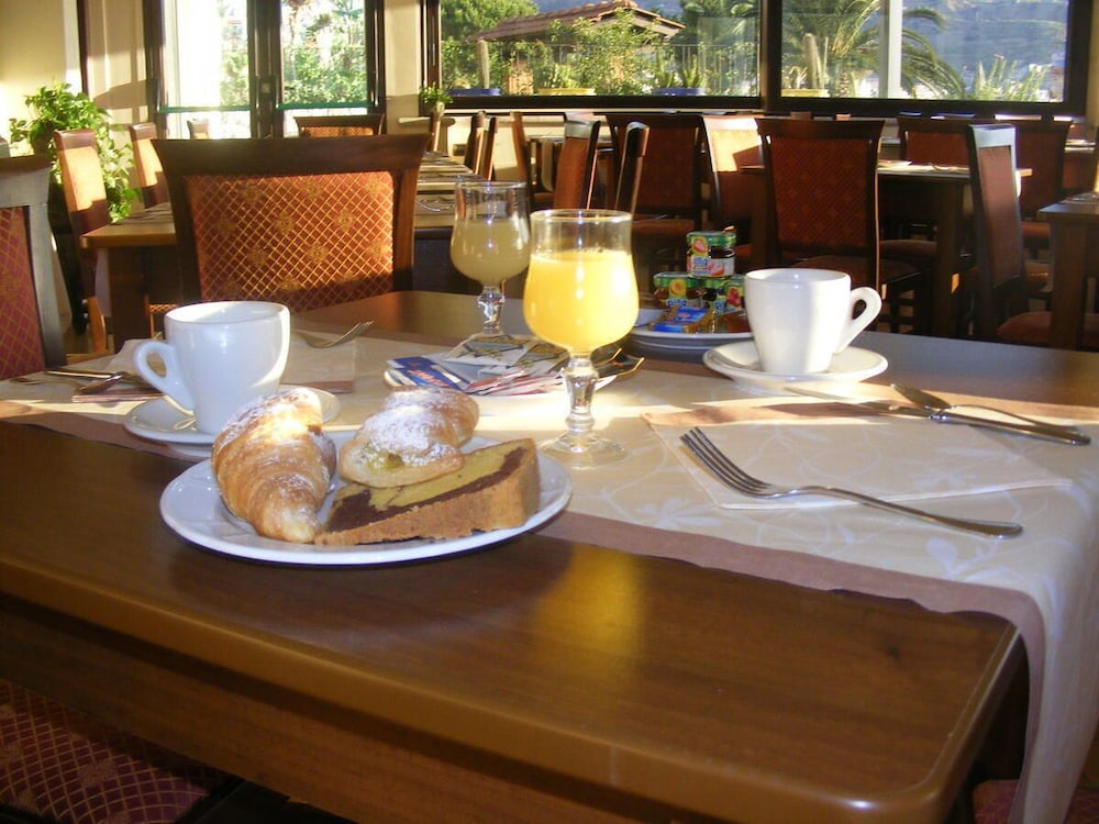 Hotel Sabbie d Oro 38/50