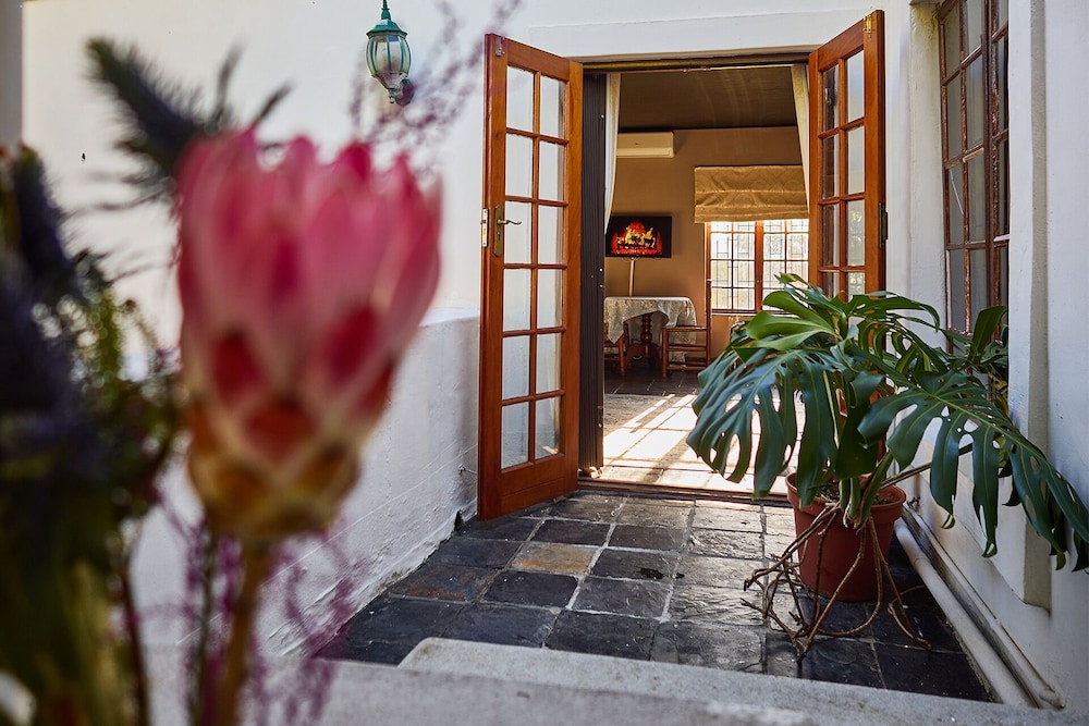 Boord Guesthouse 10/50