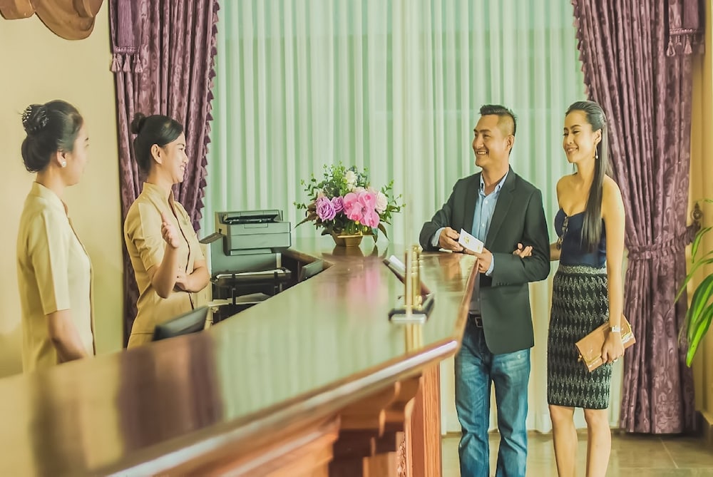 Phnom Penh Era Hotel 9/68
