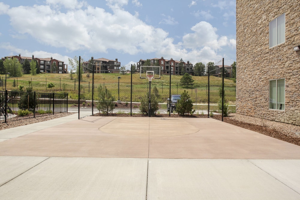 FAIRFIELD INN & SUITES BOULDER BROOMFIELD/INTERLOCKEN 20/59