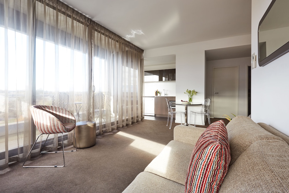 Dandenong Central Apartment Hotel (ex Punthill Dandenong) 25/35