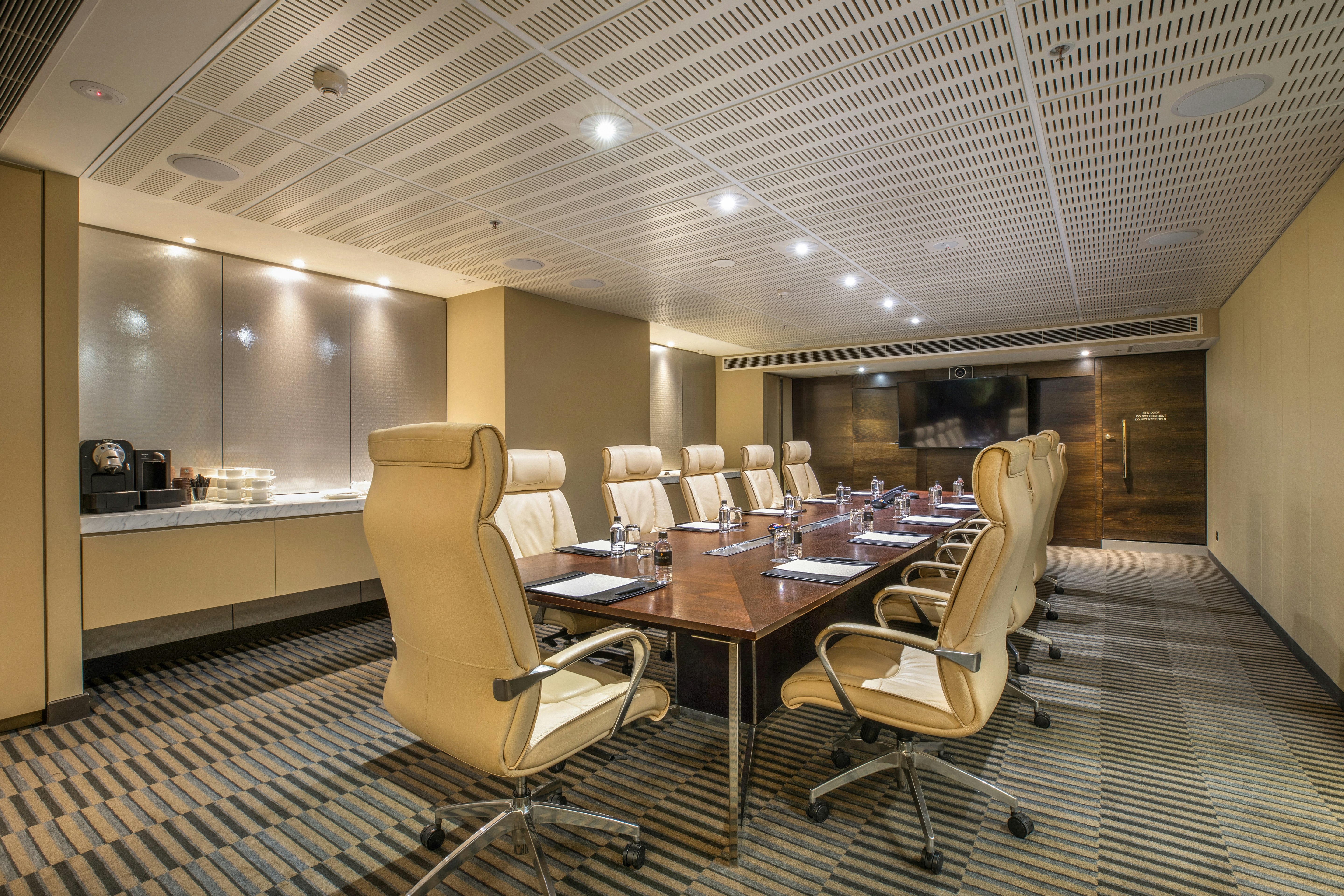 Intercontinental Hotels Melbourne 40/82