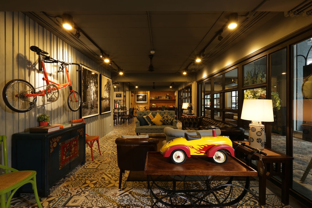 Nandha Hotel 59/71