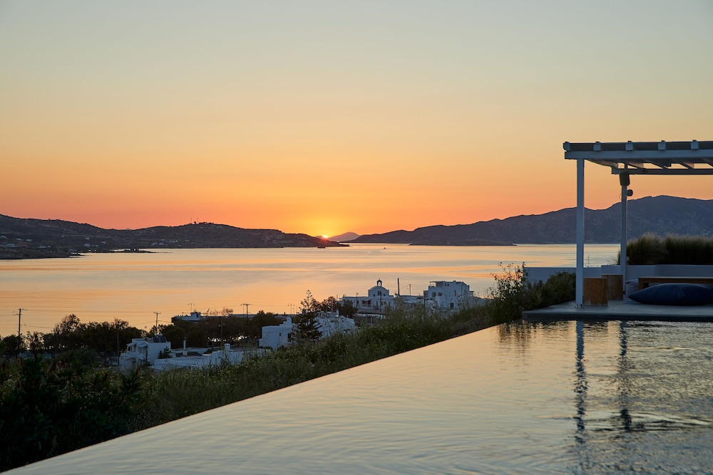 Milos Breeze Boutique Hotel 38/50