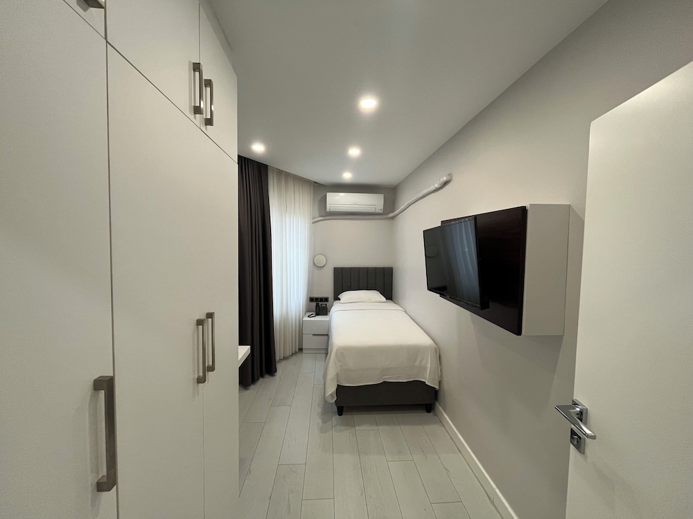 3 Bedrooms, Apartment, 2 Queen and Twin Beds
