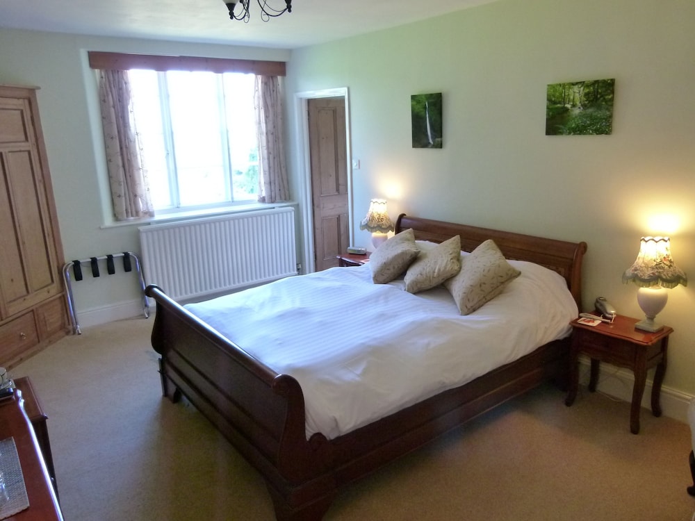 Collaven Manor Hotel 14/78