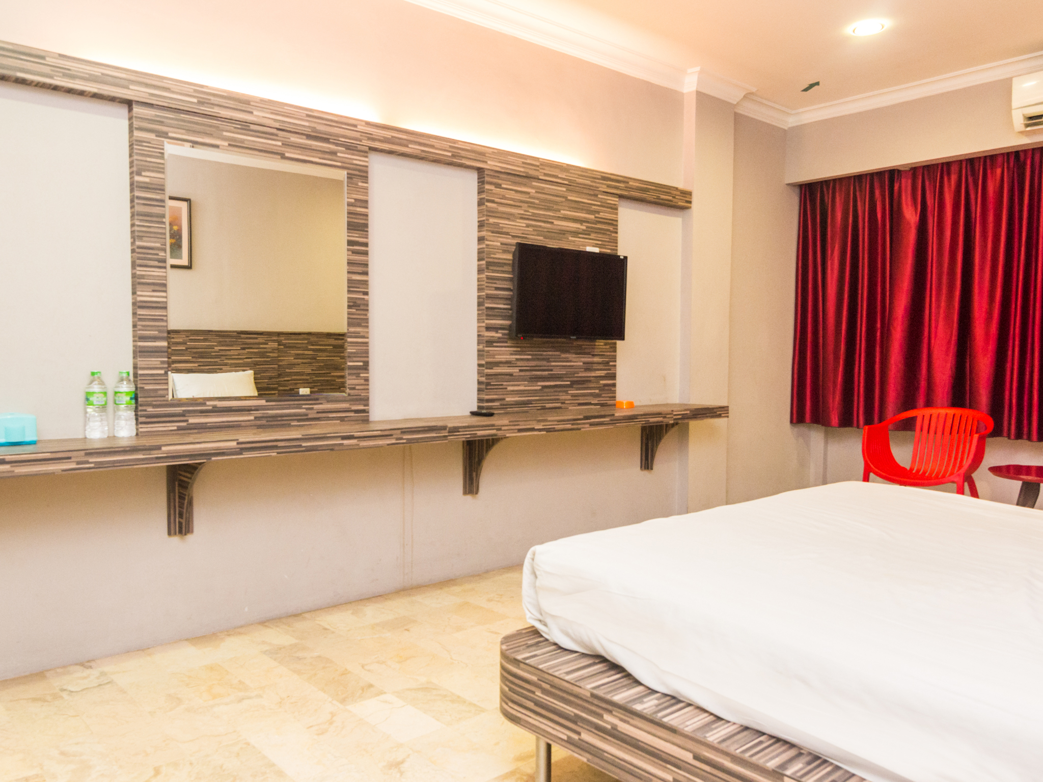 OYO 1896 Kita Hotel 33/50