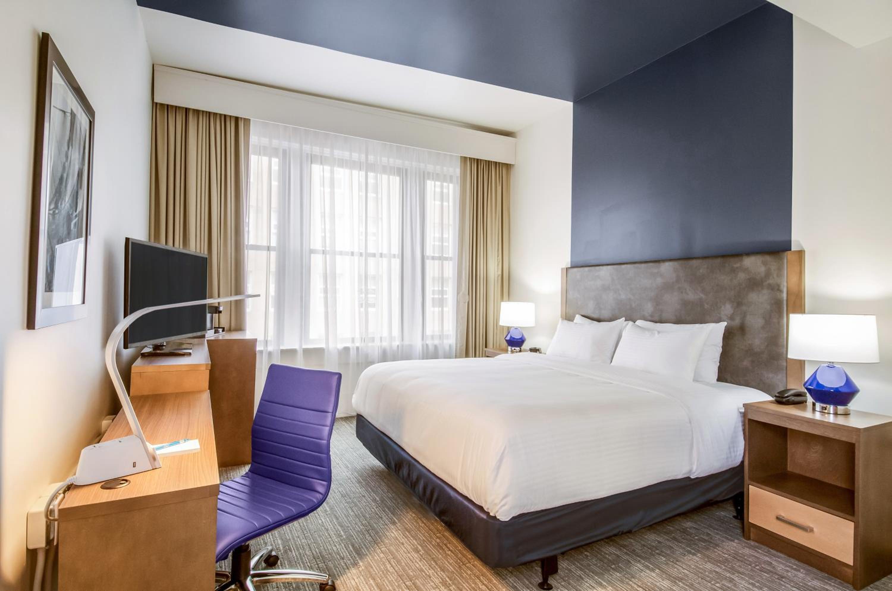 Suite, King Bed, Accessible, New Bedford Harbor Hotel Ascend Hotel Collection 6/10