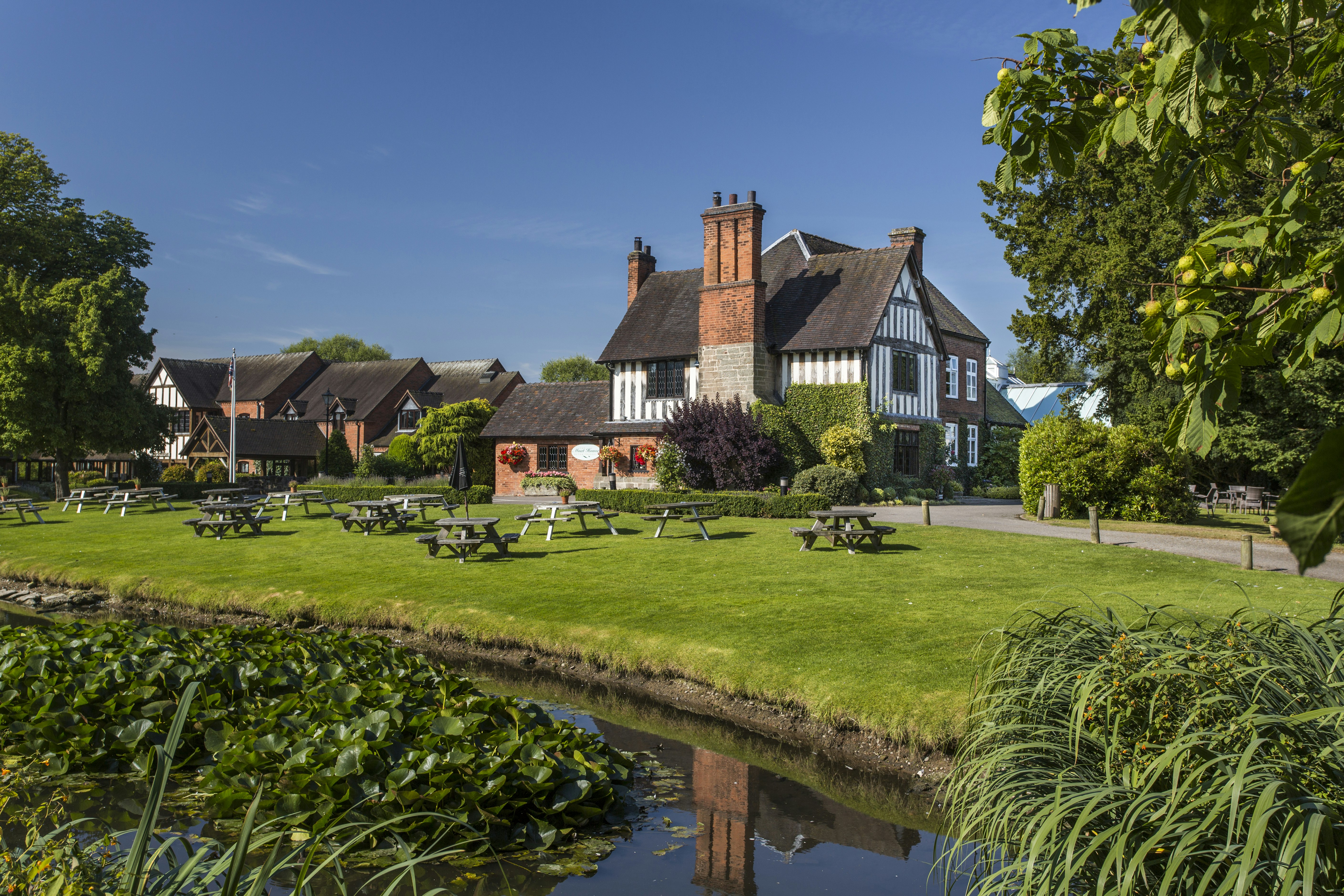 The Moat House 45/49
