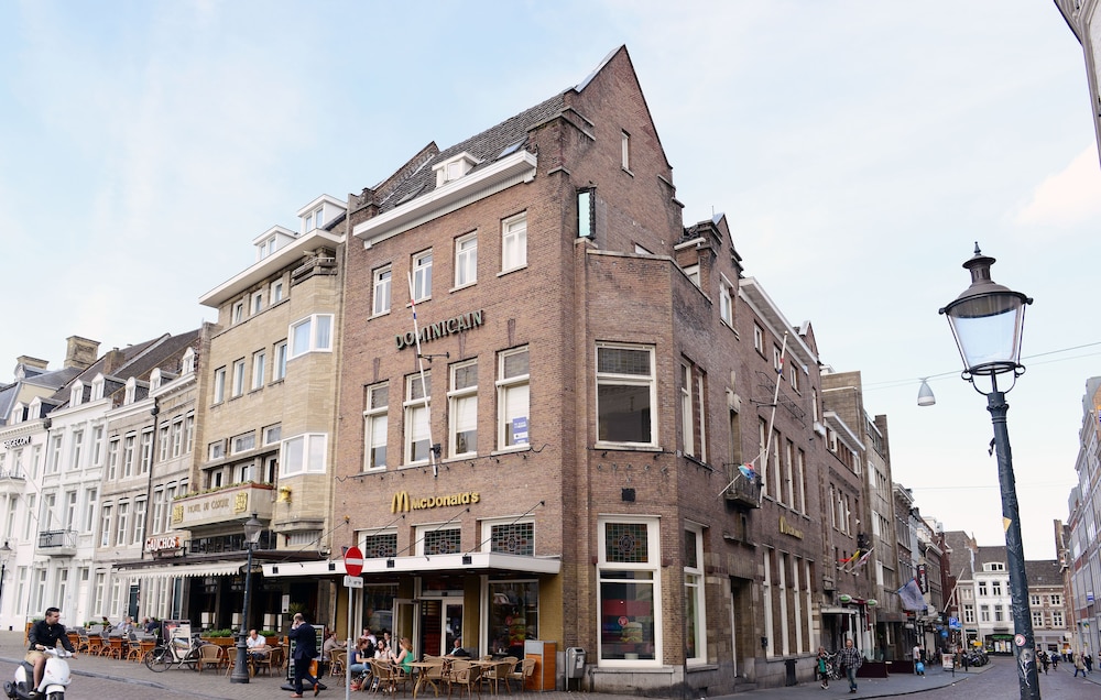 Amrath Hotel DuCasque 8/71