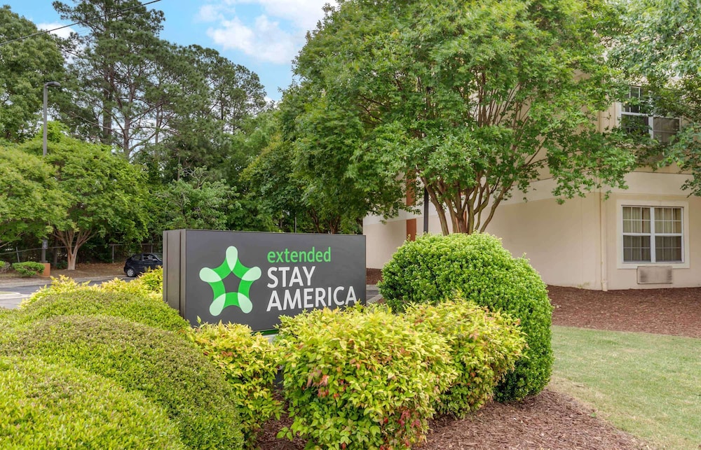 Extended Stay America - Fayetteville - Owen Dr. 28/37