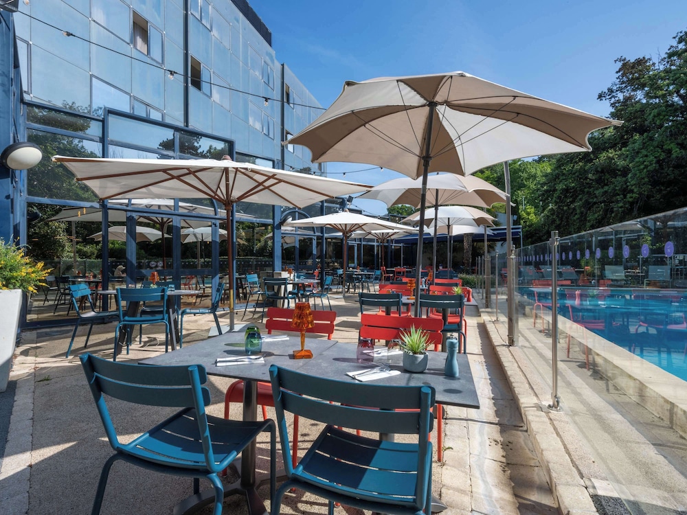 NOVOTEL LA ROCHELLE CENTRE 65/72