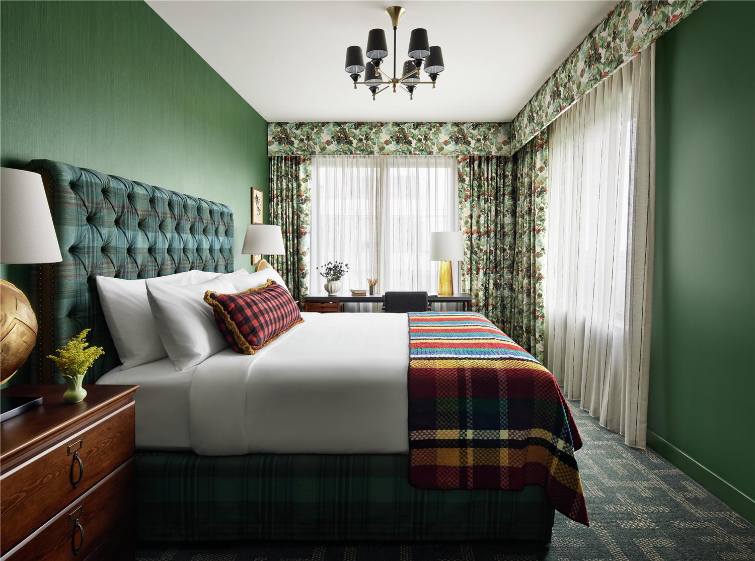 Graduate, Suite, King Bed