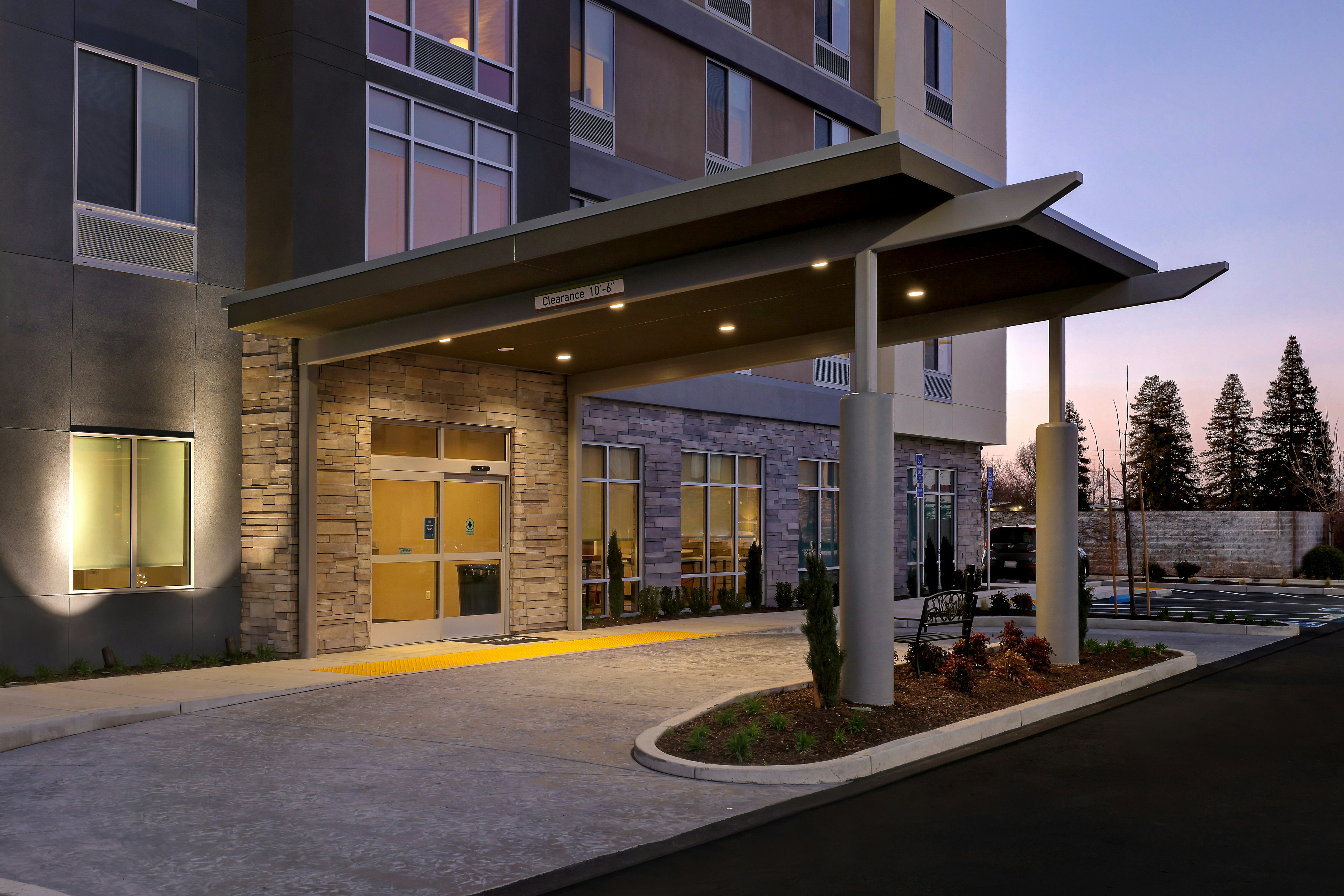 Home2 Suites by Hilton Turlock 16/18