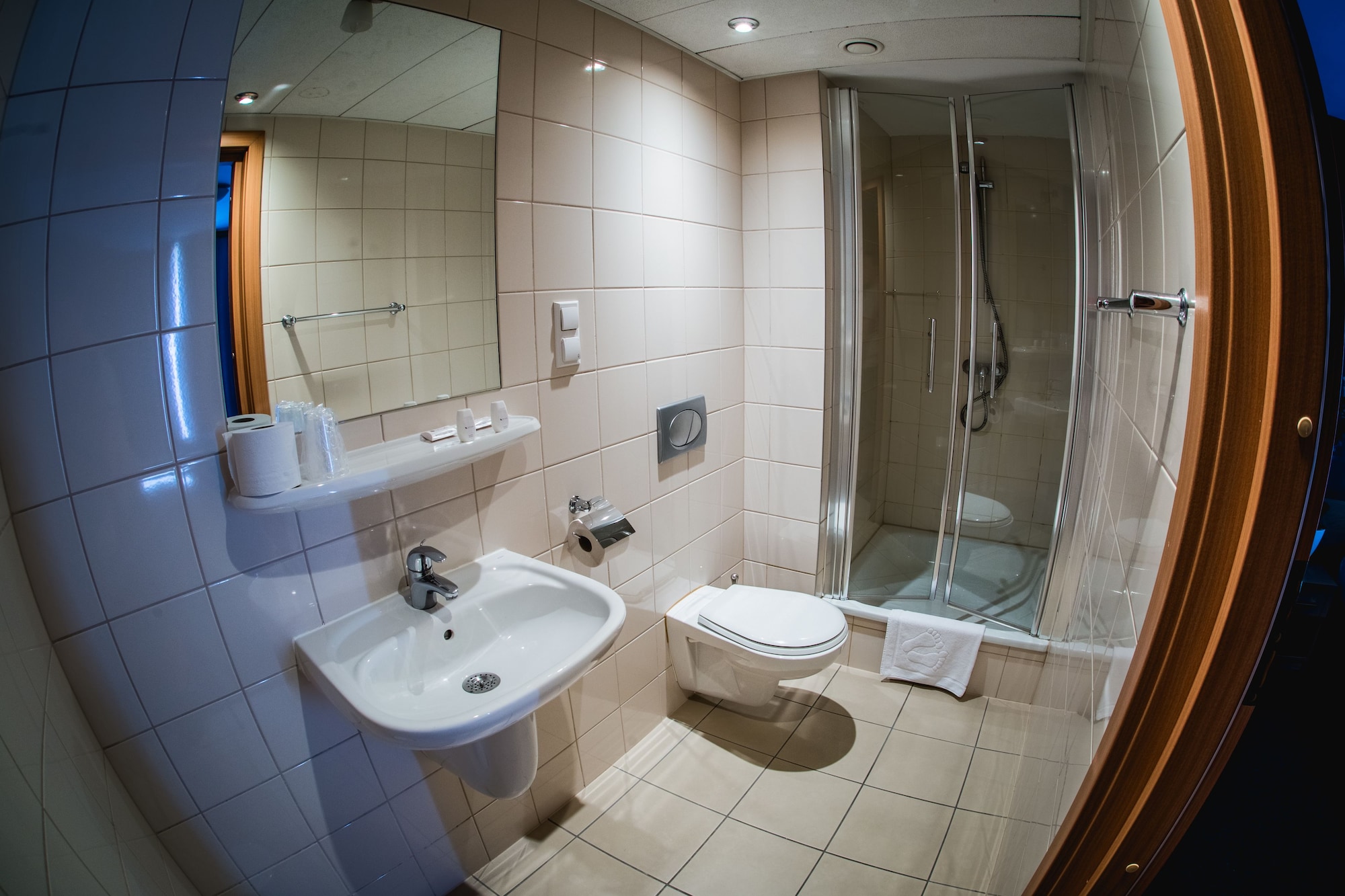 غرفة قياسية بسرير مزدوج، POD WAWELEM HOTEL 5/8