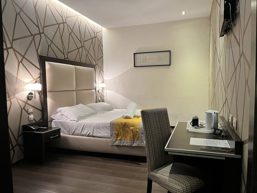 Catone District Hotel 11/60