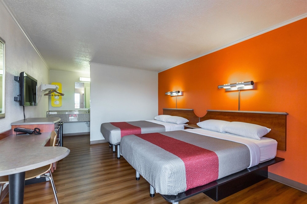 Rodeway Inn Mount Vernon, IL 21/32