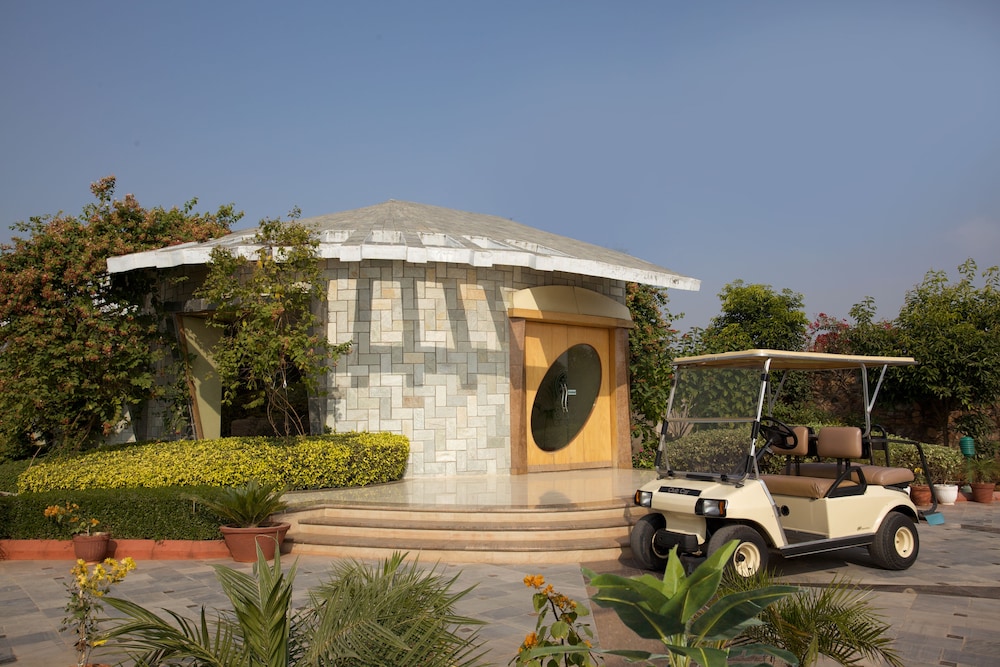 Shri Radha Brij Vasundhara Resort & Spa - Goverdhan 2/30