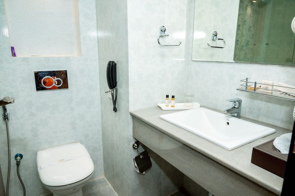 Hotel Mansha Regency 45/50