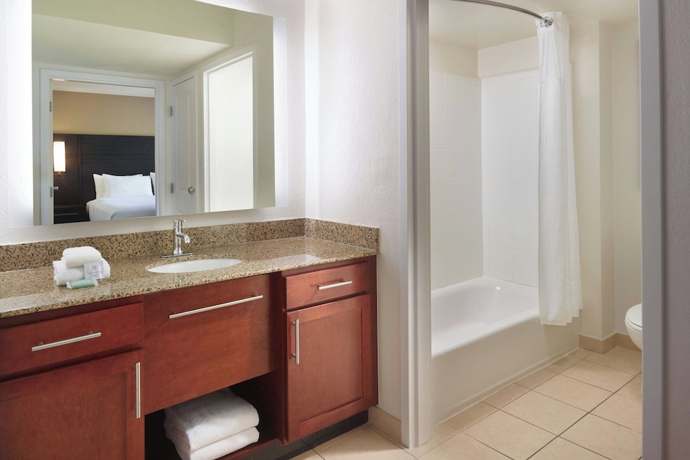 جناح بسريرين مزدوجين بغرفتي نوم لذوي الإعاقة، Residence Inn New Orleans Covington North Shore 3/3