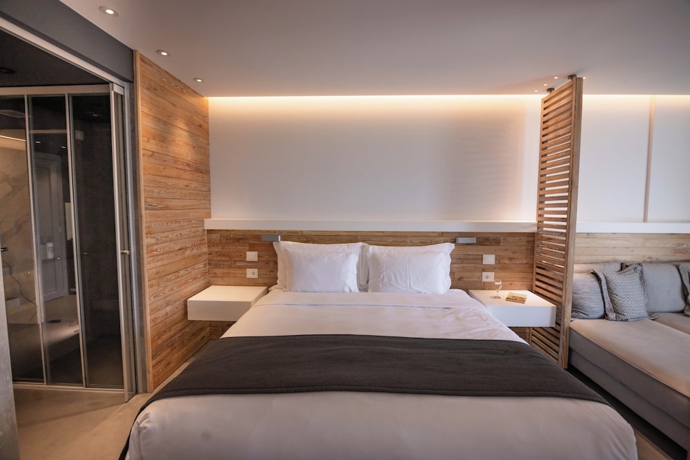 Junior Suite, Executive, Double Bed, Sea View, Private Pool, Patio