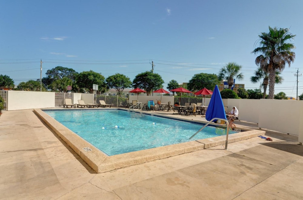 Motel6 Destin, FL 39/51