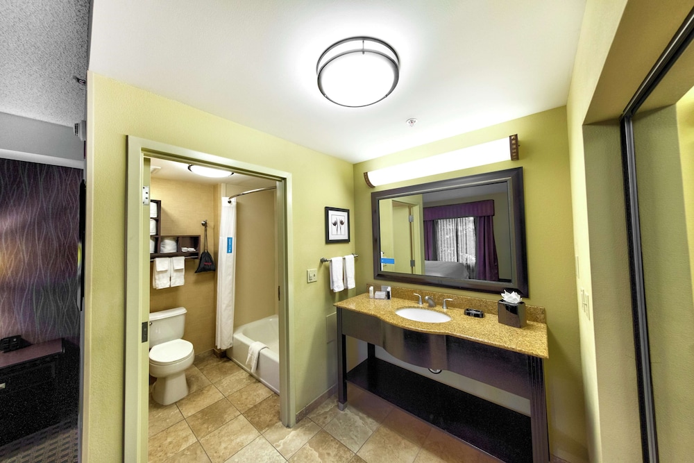 Hampton Inn & Suites Chadds Ford 45/60