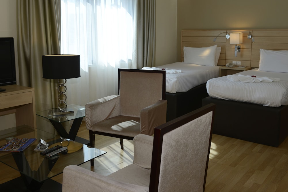 Crystal Hotel 17/39