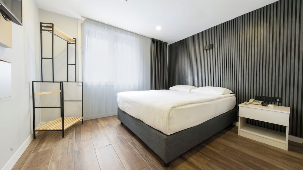 LEGEND TULIP HOTEL 25/52