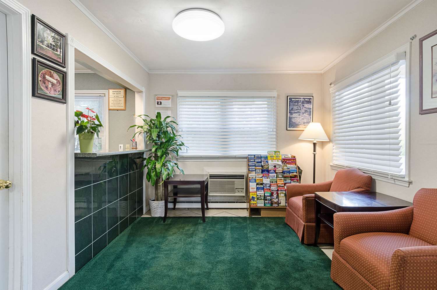 Econo Lodge Sturbridge Route 20 27/49