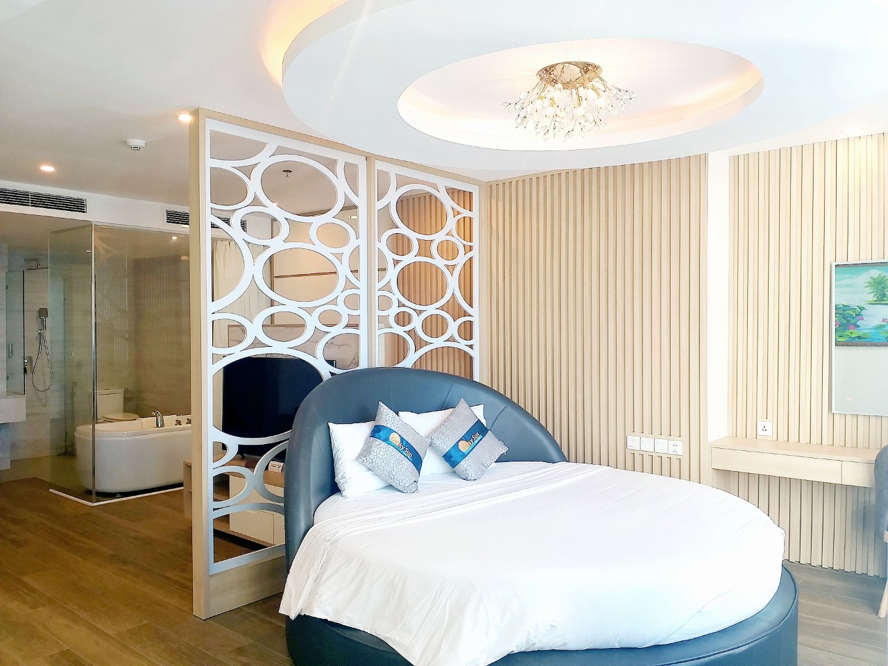 suite, sea view