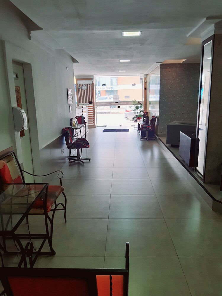 Aton Plaza Hotel 50/58