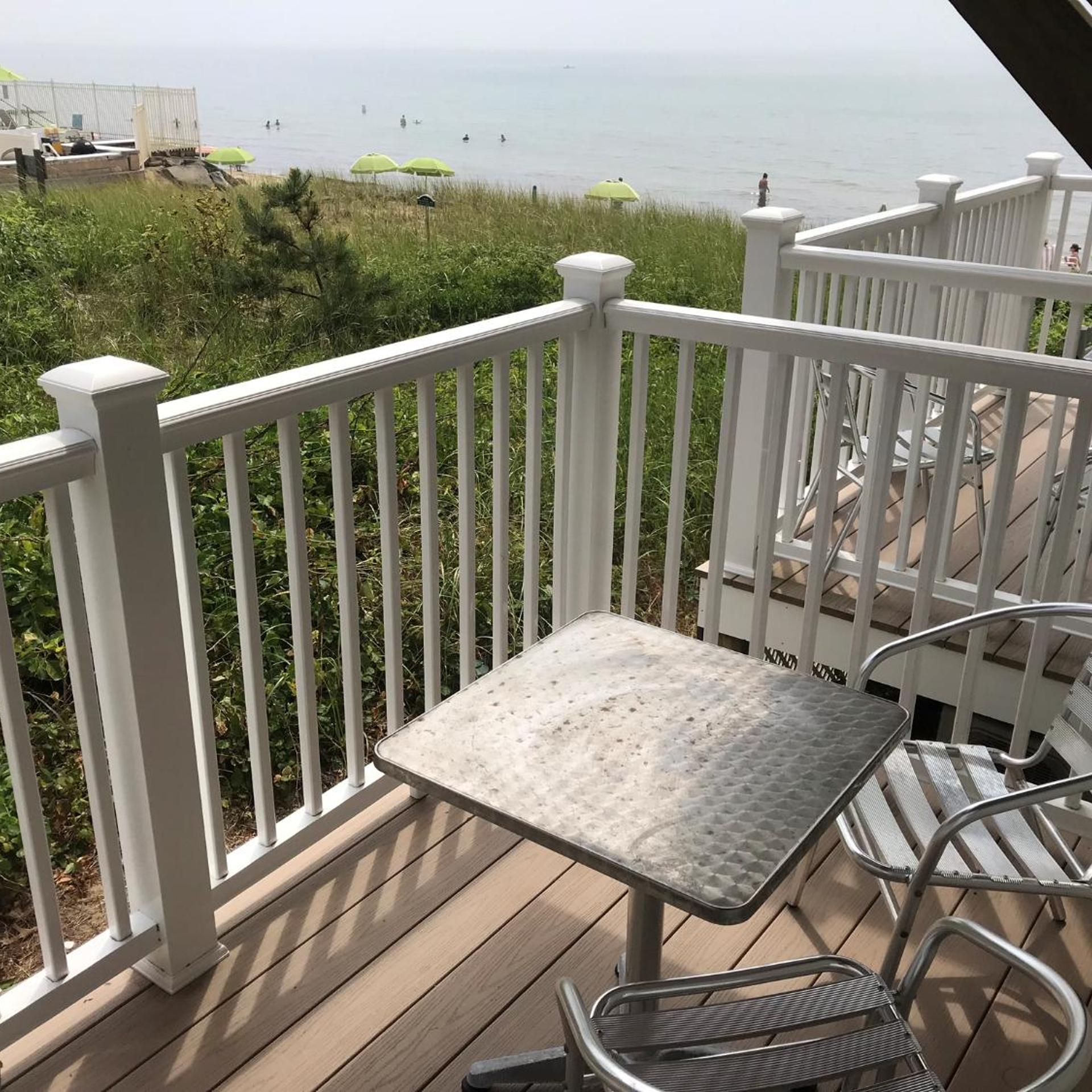 The Corsair & Cross Rip Oceanfront Hotel 33/50