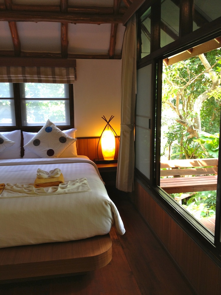 Lub d Koh Tao Tanote Bay 27/63