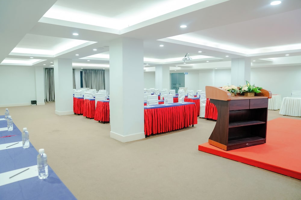 Ban Ban Hotel 45/50