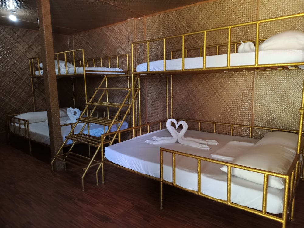 White Chocolate Hills Resort 30/72