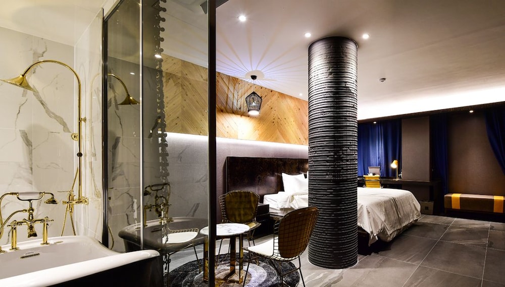Hotel Ritz 38/38