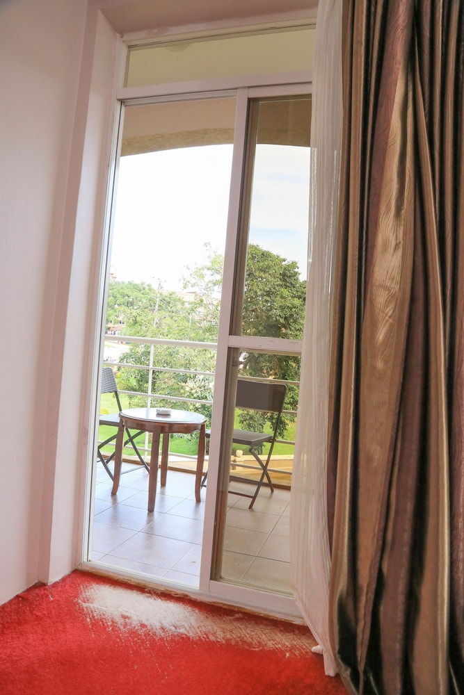 Hotel 7 Seasons Entebbe 29/55