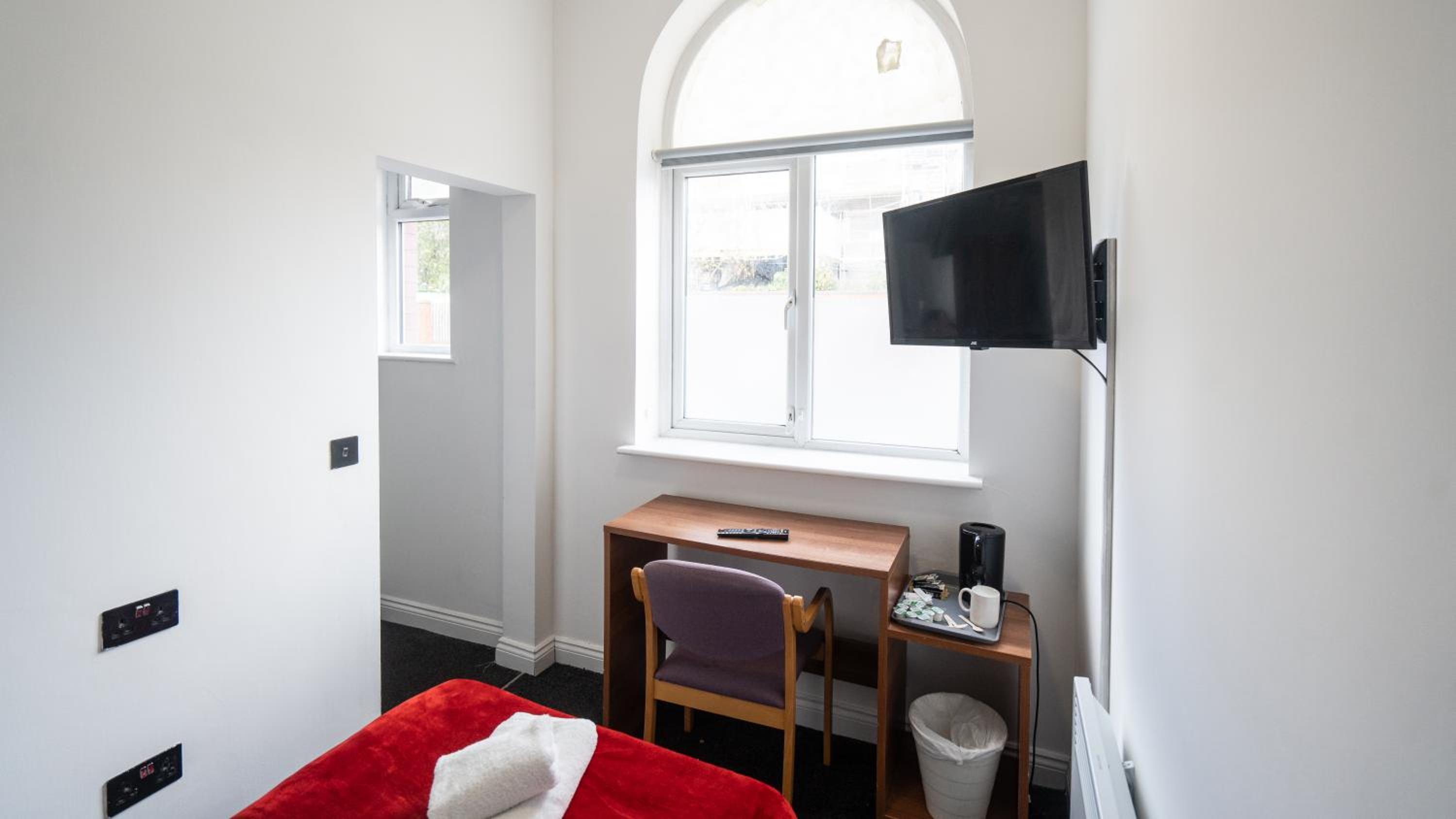 Room, Single