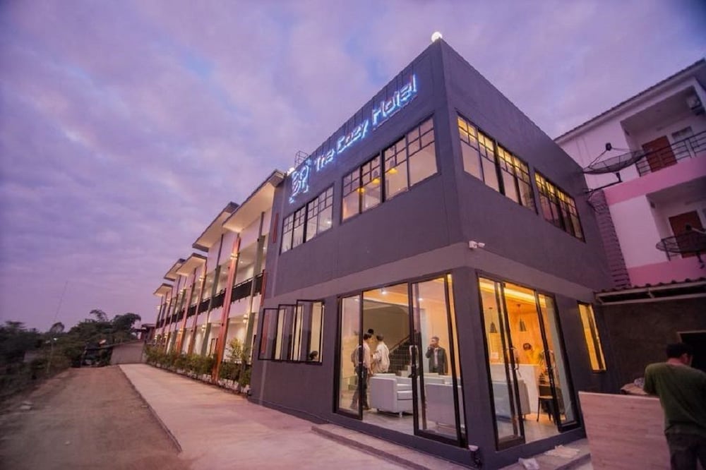 The Cozy Hotel 5/50