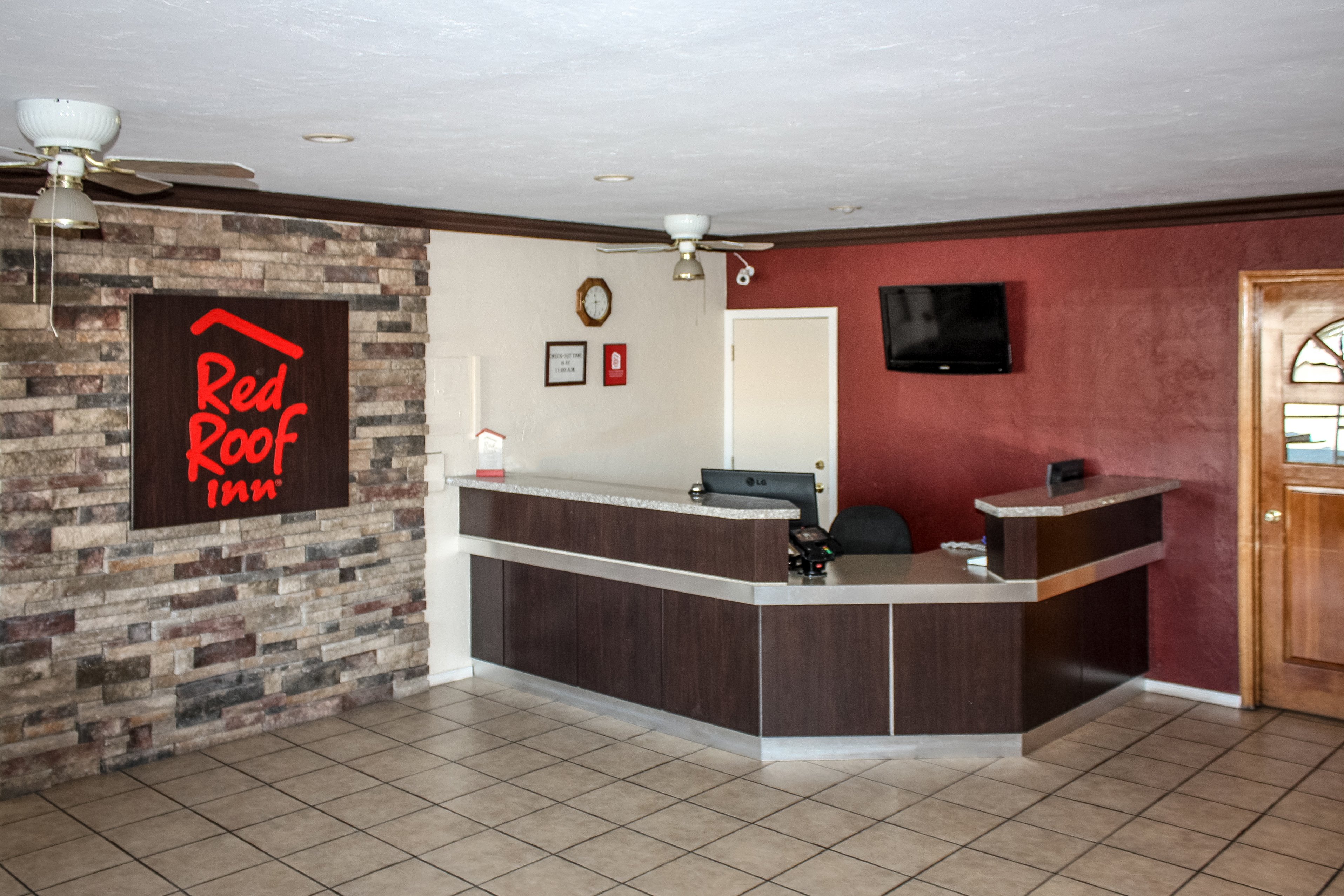 Lobby at Red Roof Inn Blythe, BLYTHE - CA