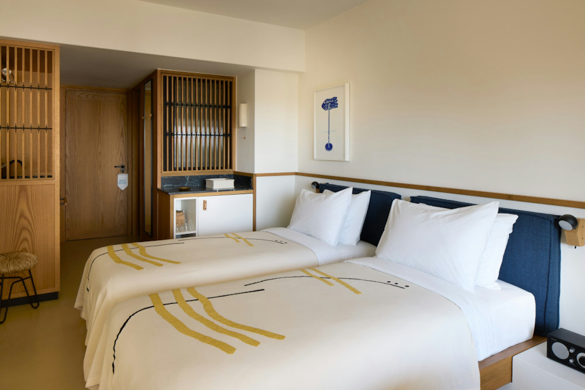 FENIX HOTEL 12/44