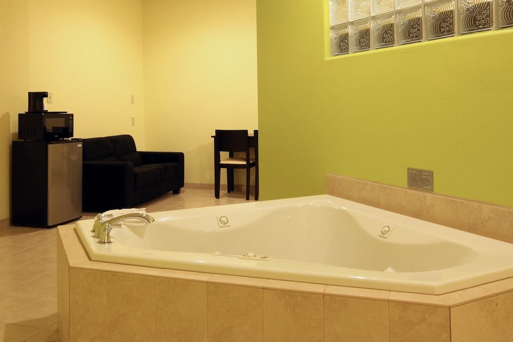 Guest Inn San Benito Harlingen 20/40